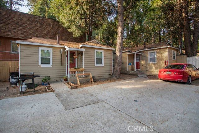 618 Wildrose Lane