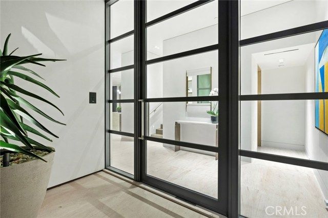2108 E Oceanfront