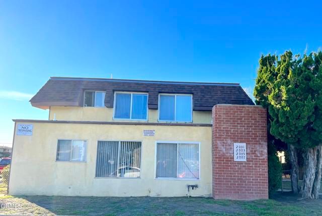 2001 Mariposa Street
