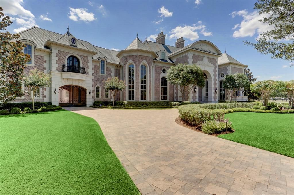 5 Cypress Valley Court