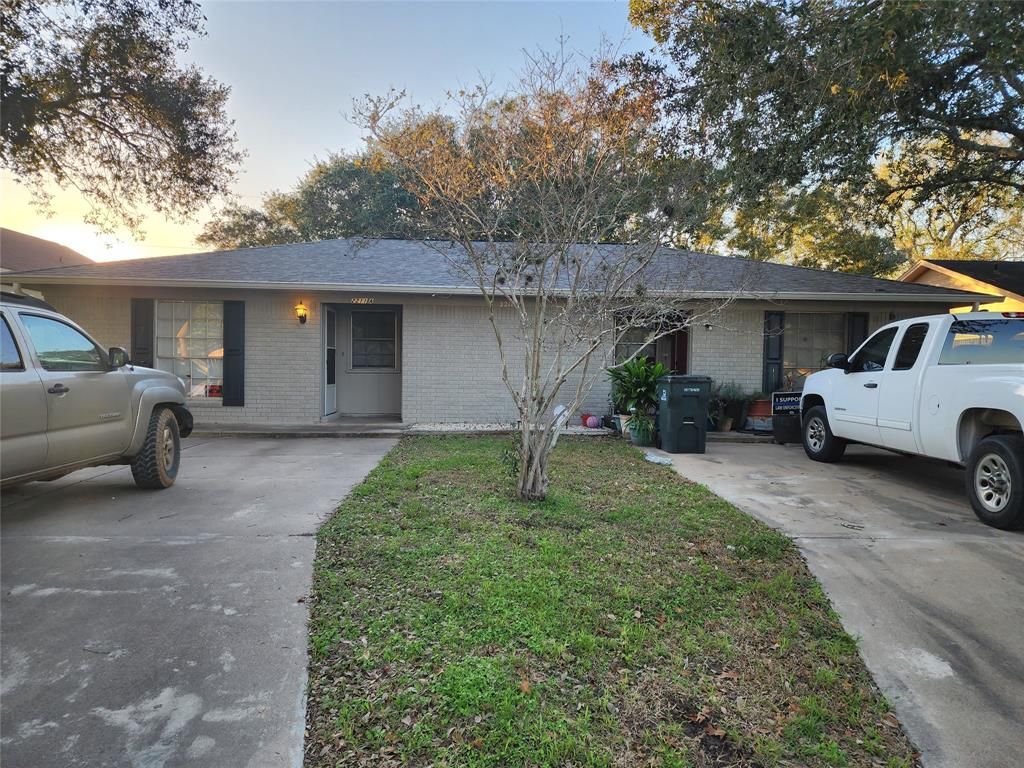 2211 Bunton Drive