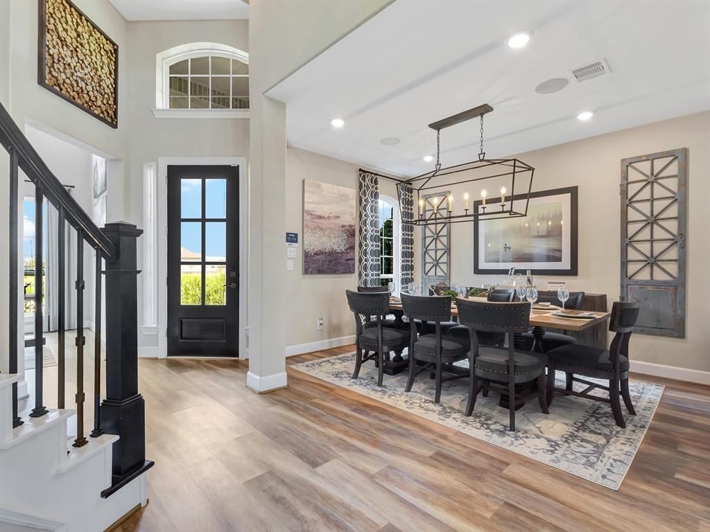 2218 Highland River Drive