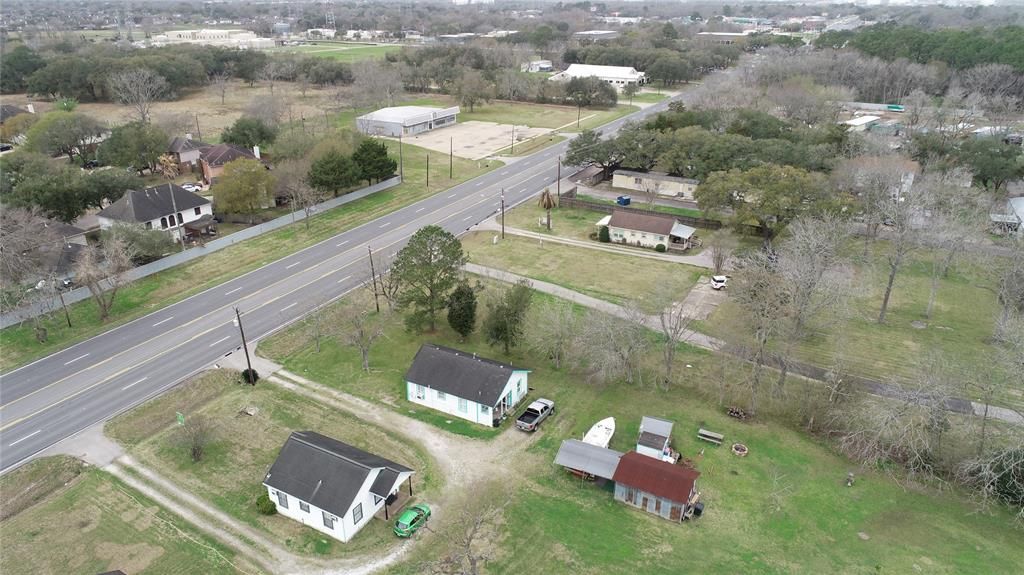 818 Highway 3 S