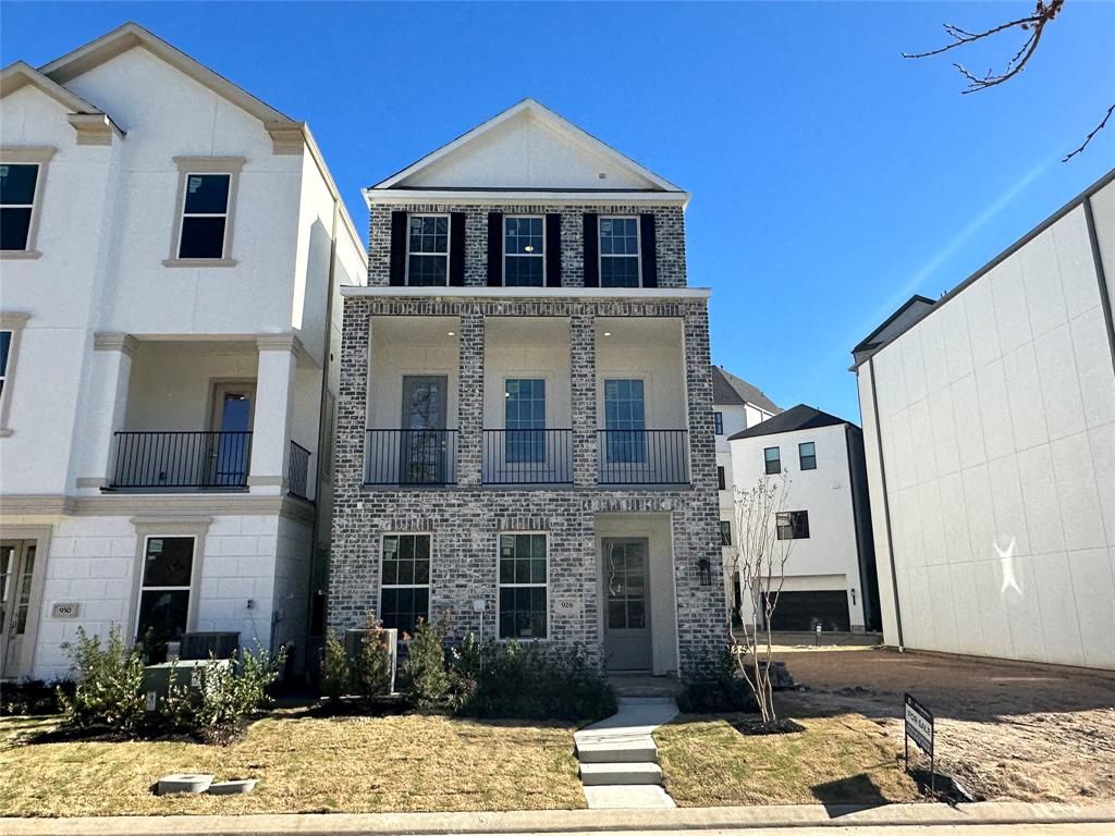 926 Dunleigh Meadows Lane
