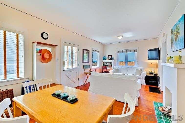 8003 Ocean Ln