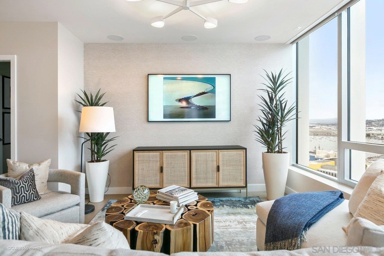 888 W E St 3006