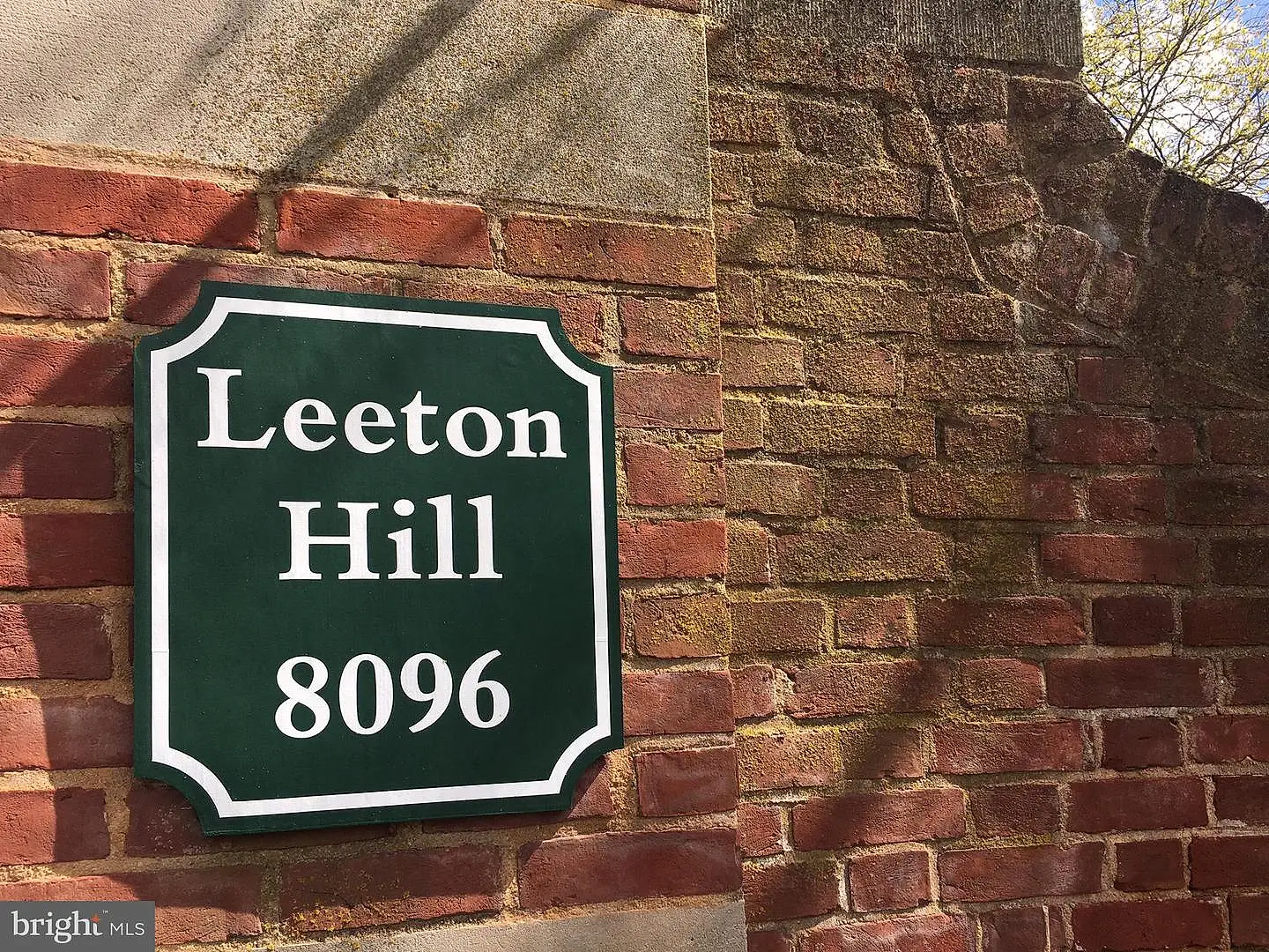 8096 Leeton Hill Drive