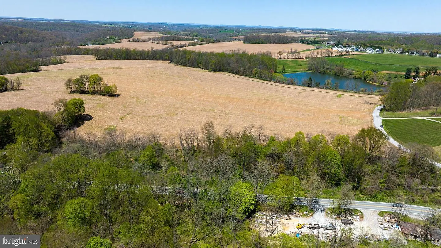 Lot 8 Harambe Overlook