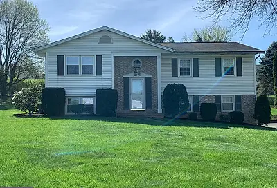 111 Sunset Drive Mount Holly Springs PA 17065