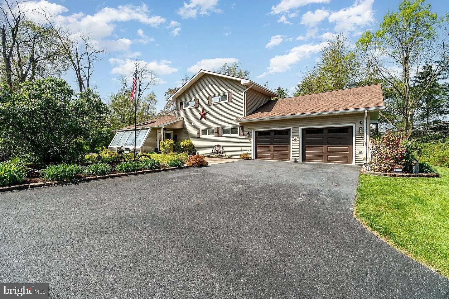 2 Coover Court