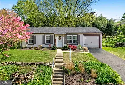 16 Chartwell Road West Grove PA 19390