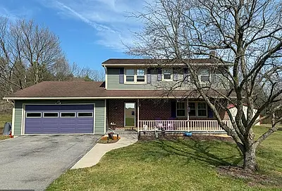 228 Forest View Drive Kutztown PA 19530