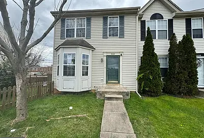 636 Villager Circle Dundalk MD 21222