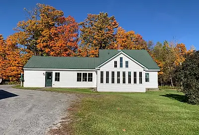 27 Dow Drive Walden VT 05836