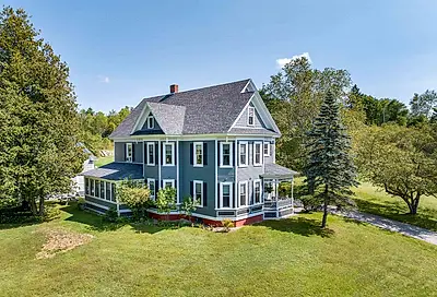 81 Jefferson Road Whitefield NH 03598