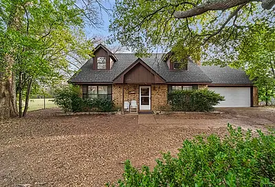 410 Shelley Whitehouse TX 75791