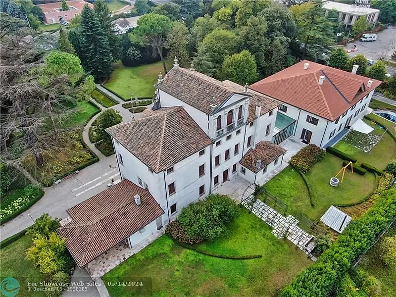 Villa Gritti