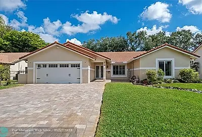 8533 NW 47th Dr Coral Springs FL 33067