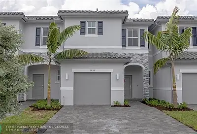 11833 NW 47 Manor Coral Springs FL 33076
