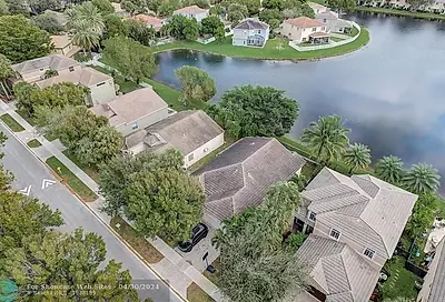 5814 NW 49th Ln Coconut Creek FL 33073