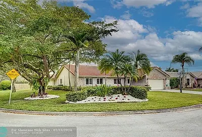 541 NW 113th Ter Coral Springs FL 33071