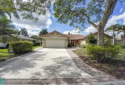 1046 NW 108th Ln Coral Springs FL 33071