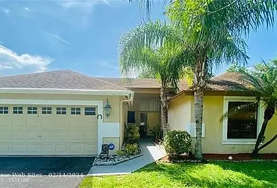5172 NW 53rd Ave Coconut Creek FL 33073