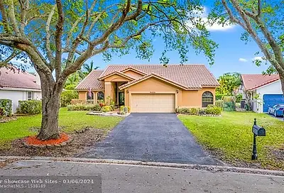 9653 NW 49th Pl Coral Springs FL 33076