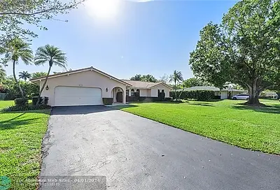 2731 NW 106th Dr Coral Springs FL 33065