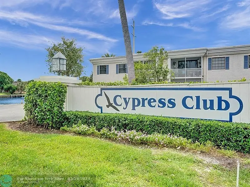 170 Cypress Club Dr
