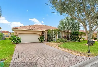 10302 NW 54th Pl Coral Springs FL 33076