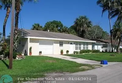 6106 Island Park Ct Fort Myers FL 33908