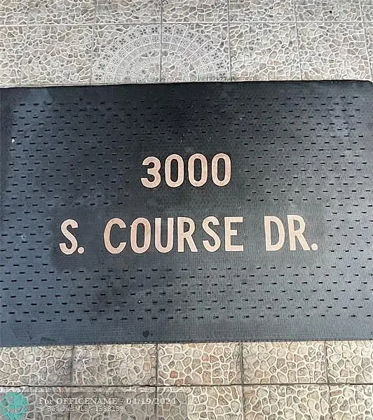 3000 S Course Dr