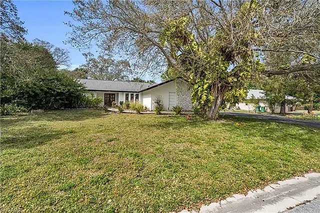 155 Old Tamiami Trl