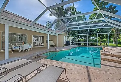 657 Coldstream Ct Naples FL 34104