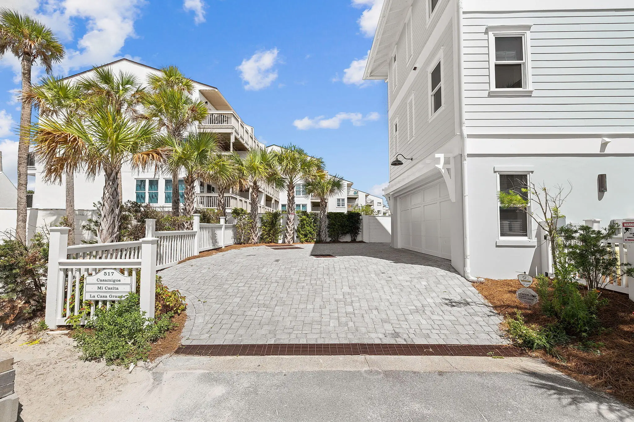 517 Beachside Gardens