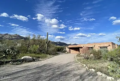 5780 N Chieftan Trail Tucson AZ 85750