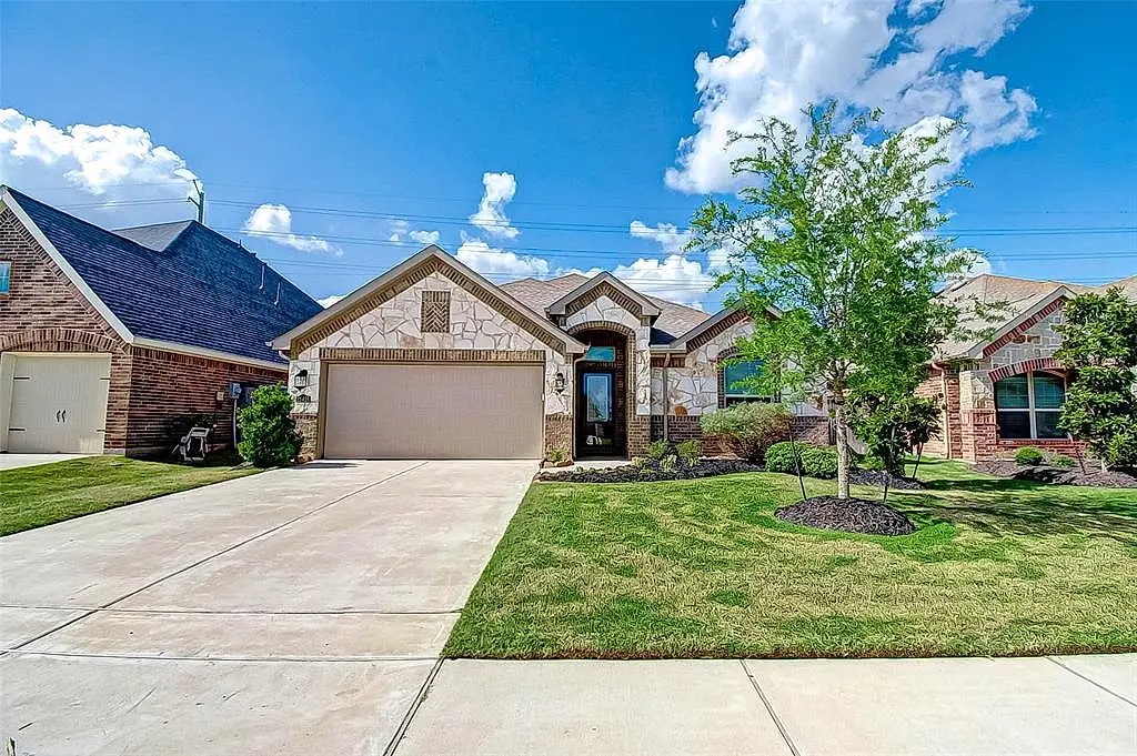 22426 Mary Rogers Trail