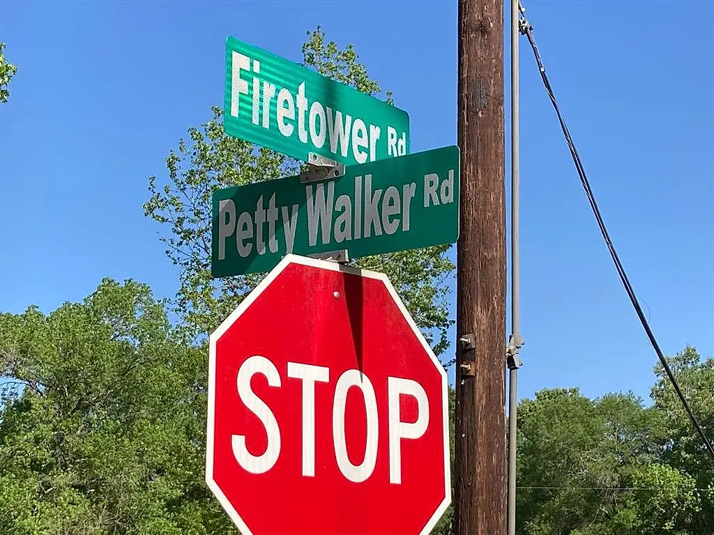 000 Petty Walker Road
