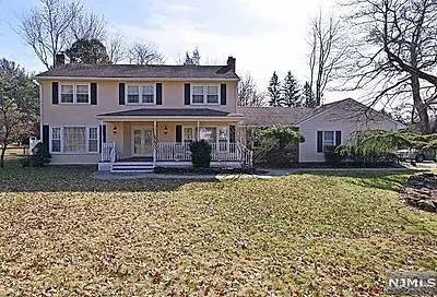 48 Country Squire Road Old Tappan NJ 07675