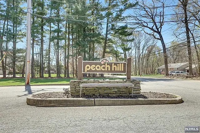 36 Peach Hill Court