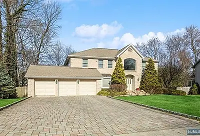 8 Jason Woods Road Closter NJ 07624