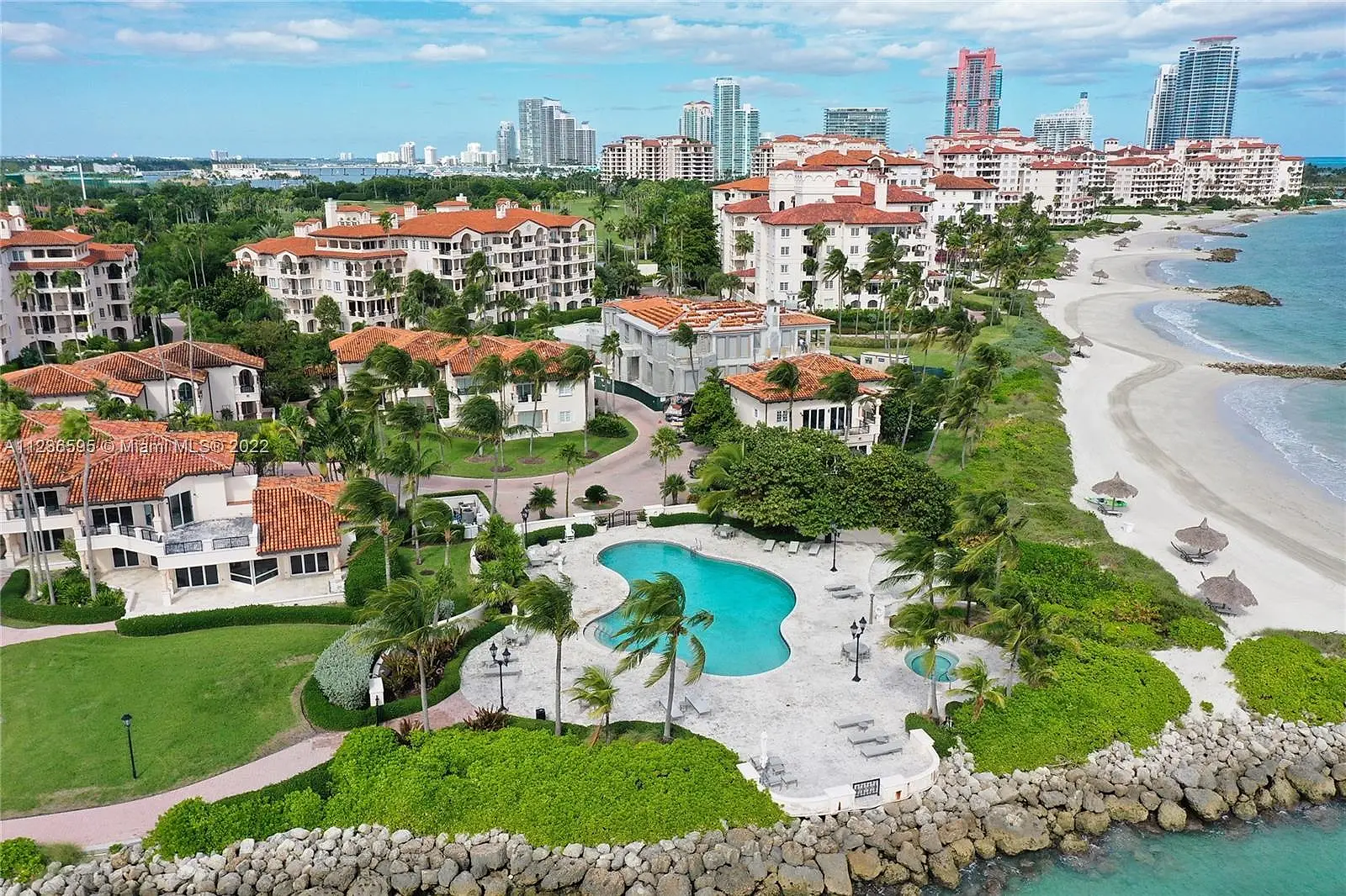 19133 Fisher Island Dr