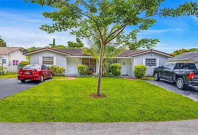 4380 NW 79th Ter Coral Springs FL 33065