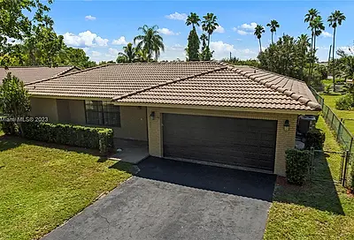 11526 NW 39th Pl Coral Springs FL 33065