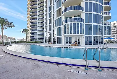 17201 Collins Ave Sunny Isles Beach FL 33160