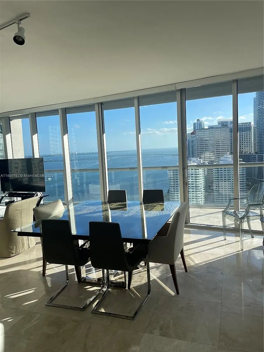 495 Brickell Ave