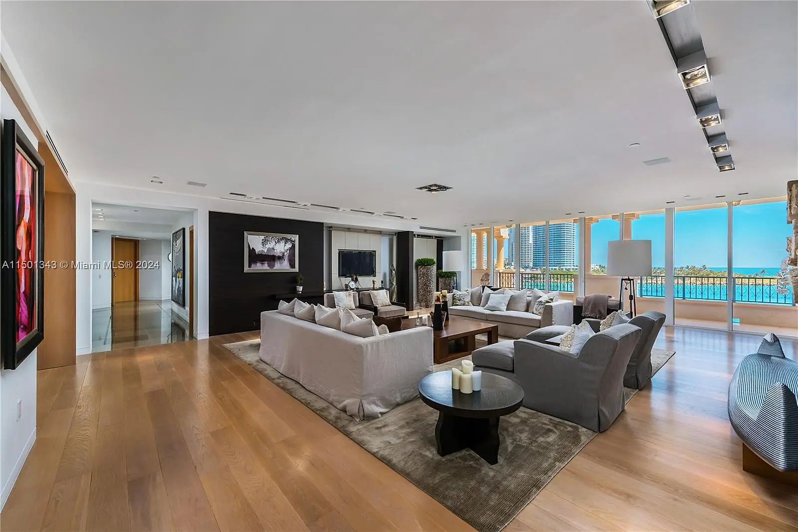 7143 Fisher Island Dr