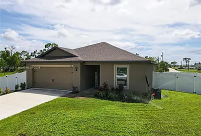 3806 NW 43rd Street Cape Coral FL 33993