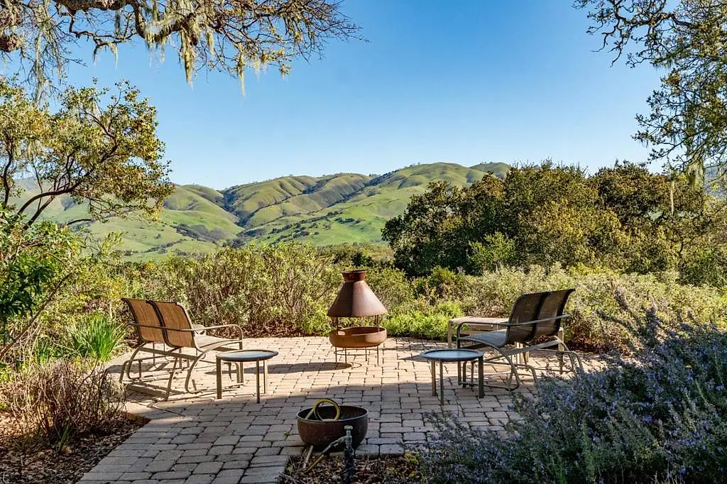 33732 E Carmel Valley Road